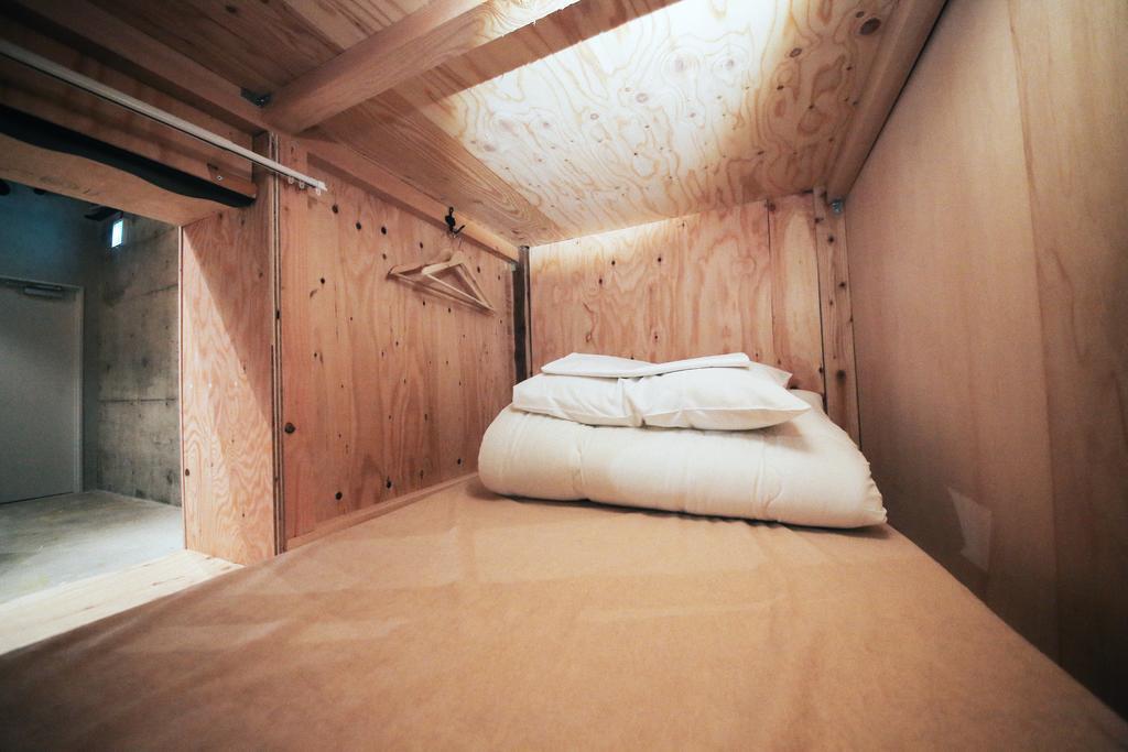 Bnbplus Niigata Book Inn Экстерьер фото